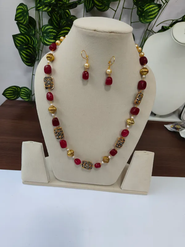 Red_Quartz_Pearl_Necklace
