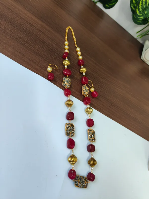 Red_White_Quartz_Pearl_Brass_Necklace_For_Women