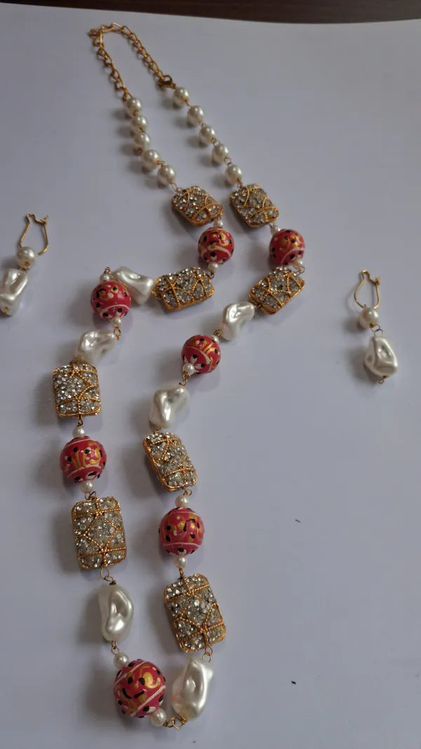 Stylish_Pearl_Necklace