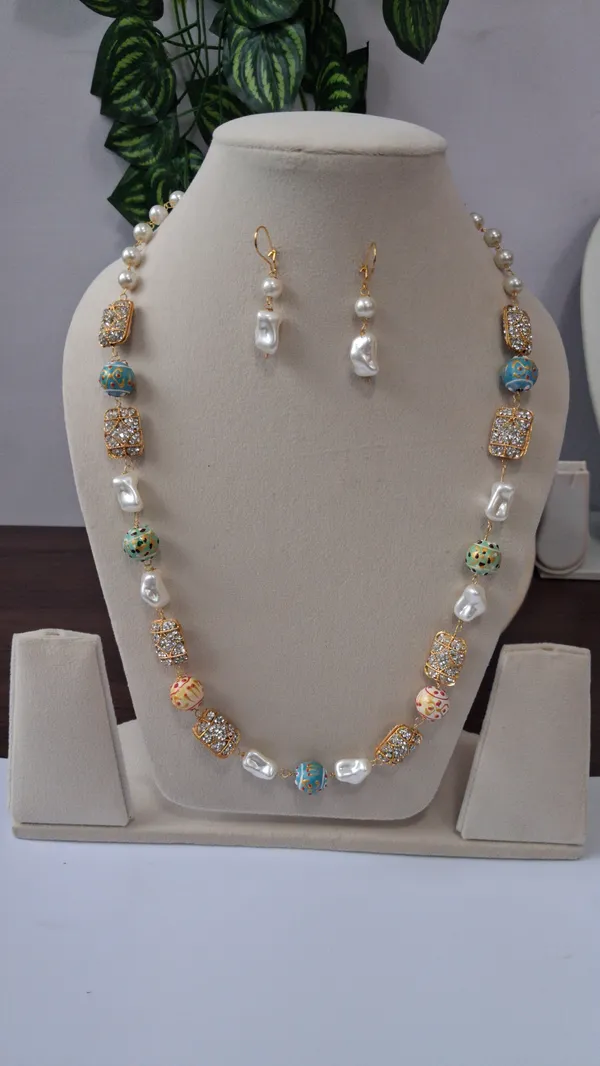 Designer_Pearl_Necklace
