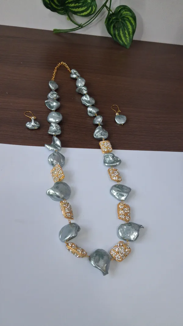 Designer_Zircon_Pearl_Necklace