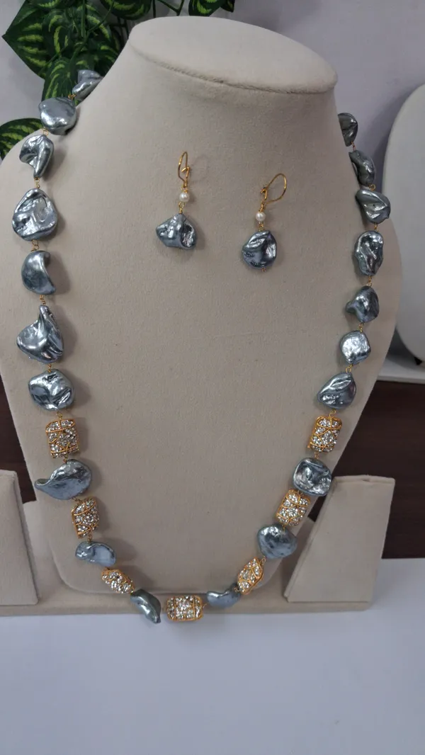Designer_Zircon_Pearl_Necklace