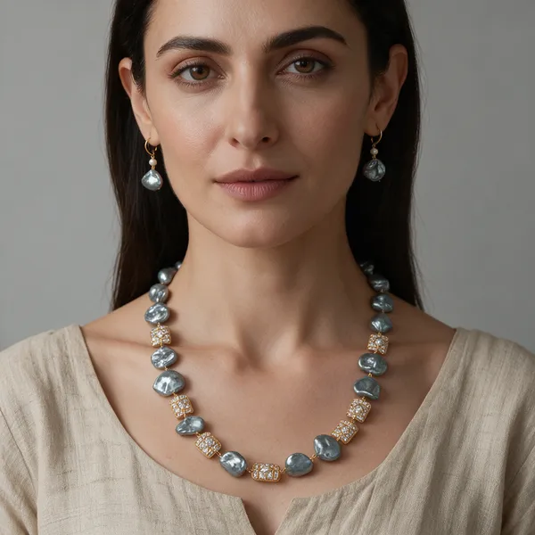 Gold_White_Cubic_Zirconia_Pearl_Brass_Beaded_Necklace_For_Women