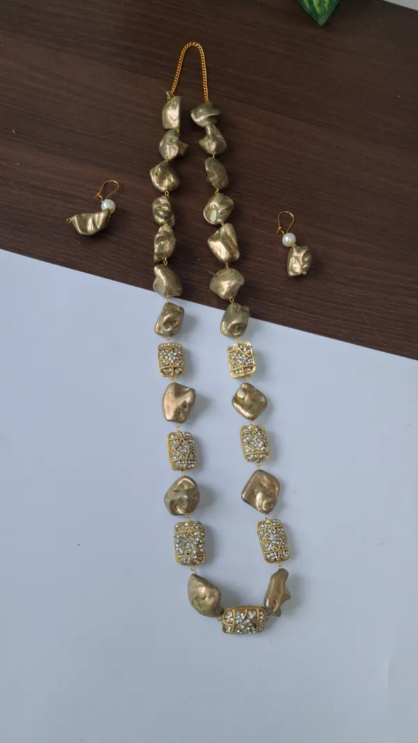 Statement_Zircon_Pearl_Necklace