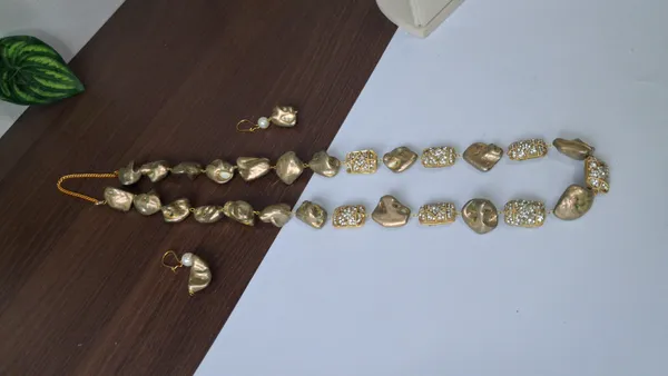 Statement_Zircon_Pearl_Necklace