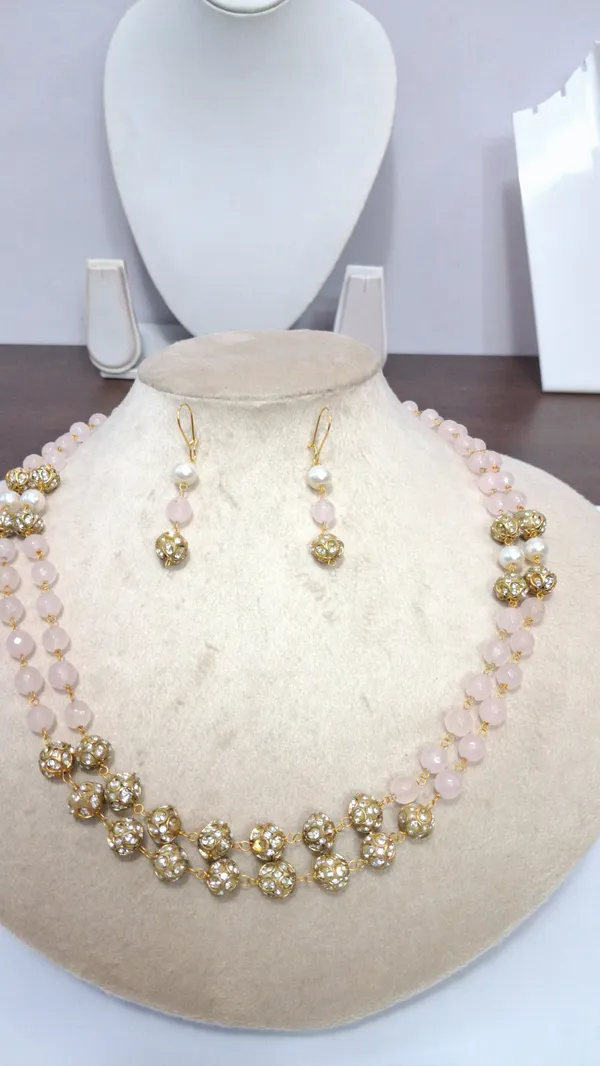 Multicolor_Quartz_Onyx_Brass_Statement_Necklace_For_Women