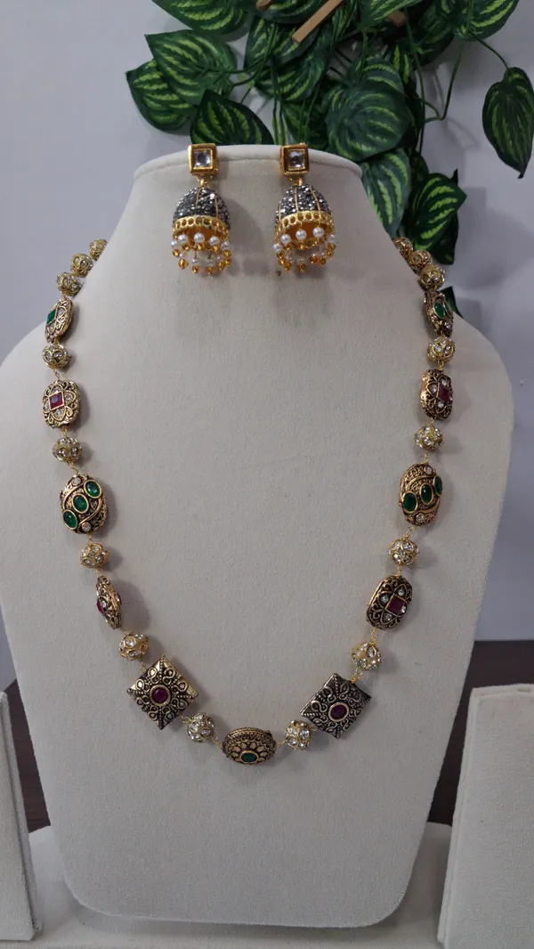Designer_Enamel_Stone_Necklace