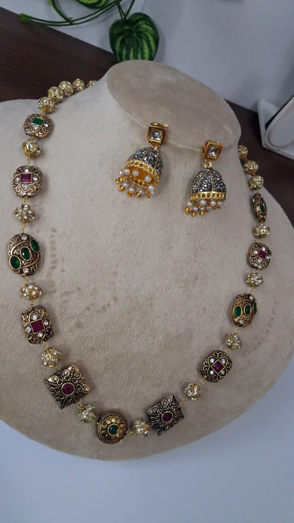Designer_Enamel_Stone_Necklace