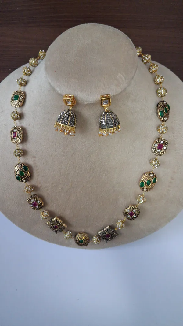 Designer_Enamel_Stone_Necklace
