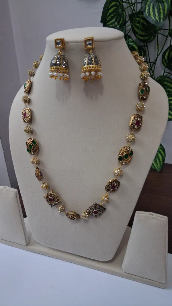 Designer_Enamel_Stone_Necklace
