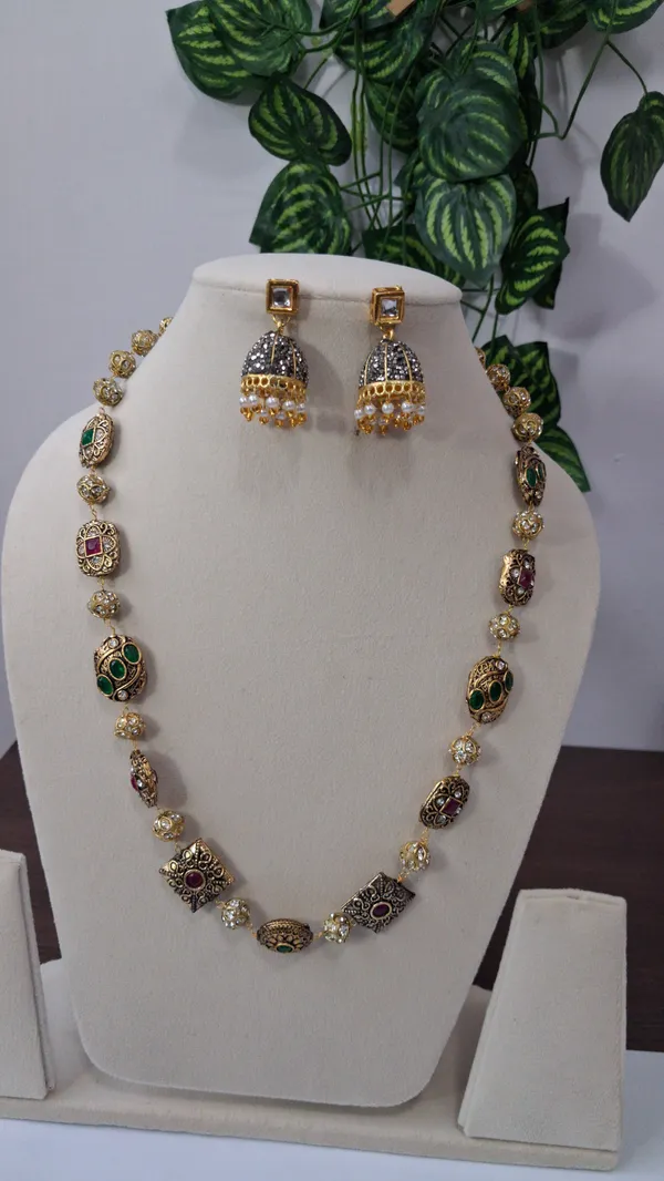 Designer_Enamel_Stone_Necklace