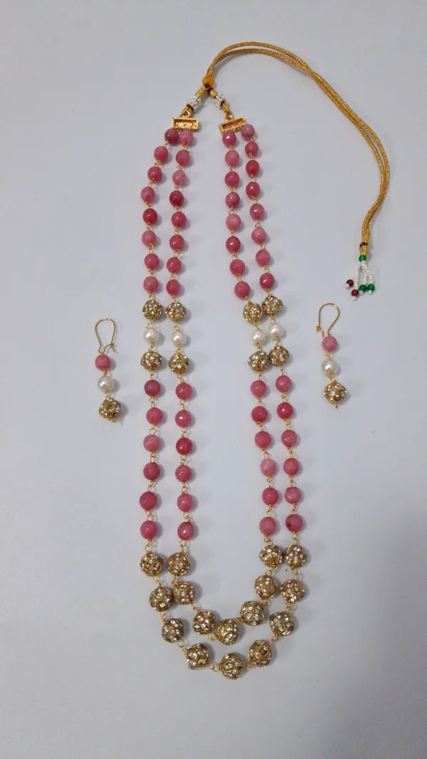 Elegant_Natural_Stone_Statement_Necklace