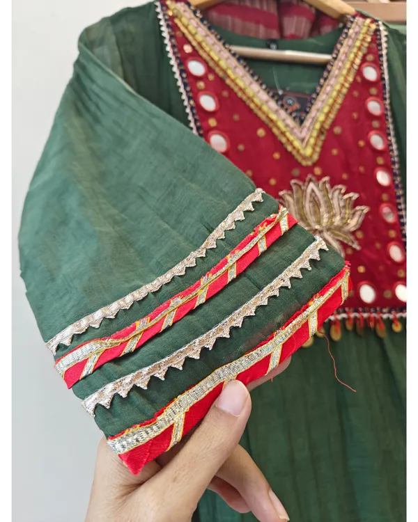 Green_Mul_Chanderi_Straight_Embellished_Kurta_Set_For_Women