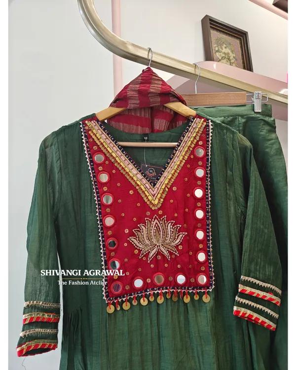 Green_Mul_Chanderi_Straight_Embellished_Kurta_Set_For_Women