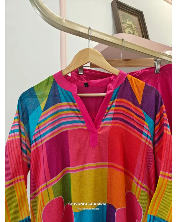 Multicolor_Mal_Cotton_Straight_Printed_Kurta_Set_For_Women
