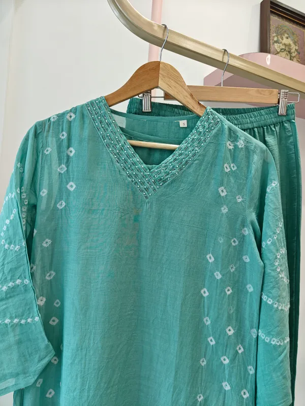 Teal_Mul_Chanderi_Straight_Geometric_Print_Kurta_Set_For_Women