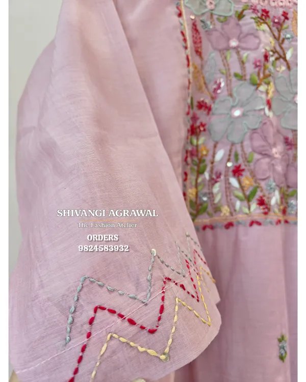 Pink_Mul_Chanderi_Straight_Embroidered_Kurta_Set_For_Women