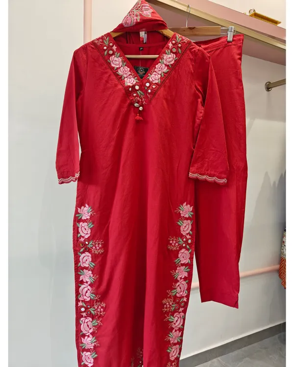 Rich_Crimson_Red_Cotton_Set
