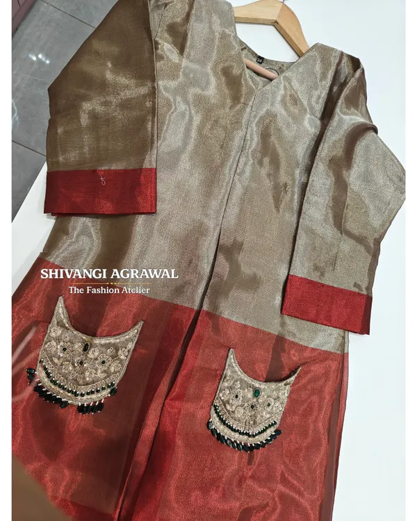 Gold_Tone_Jacquard_Kurta_Pant_Set_for_Women