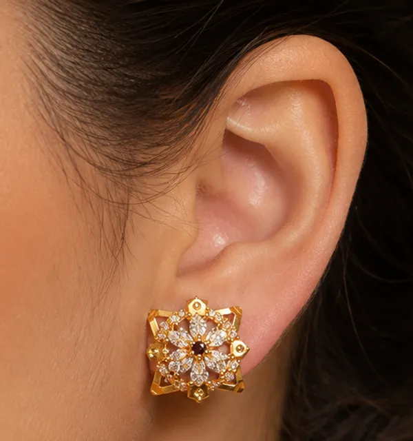HolAura_22_Karat_Gold_Plated_Stud_Earrings_For_Women