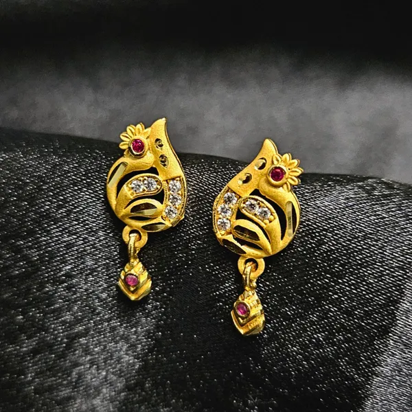 HolAura_22_Karat_Gold_Plated_Earrings_For_Women