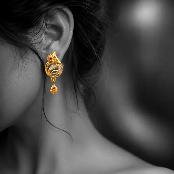 HolAura_22_Karat_Gold_Plated_Earrings_For_Women