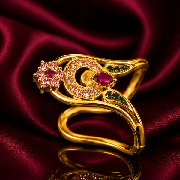 HolAura_22_Karat_Gold_Plated_Vanki_Ring_for_Women
