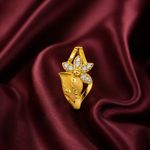 HolAura_22_Karat_Gold_Plated_Ring_For_Women