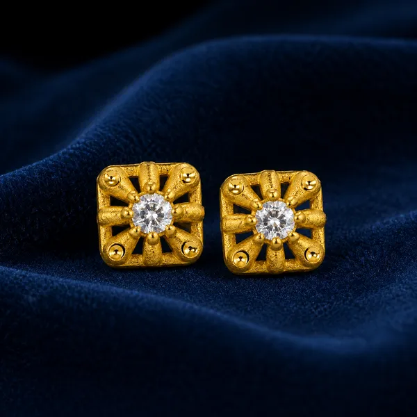 HolAura_22_Karat_Gold_Plated_Stud_Earrings_For_Women