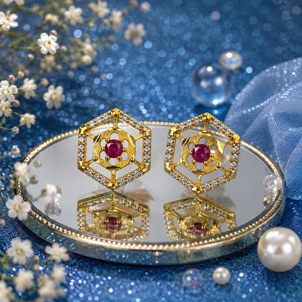 HolAura_22_Karat_Gold_Plated_Stud_Earrings_For_Women