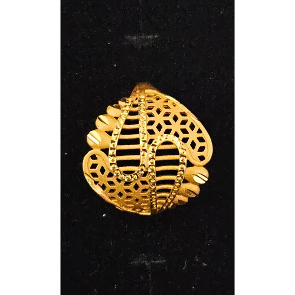 HolAura_22_Karat_Gold_Plated_Ring_For_Women