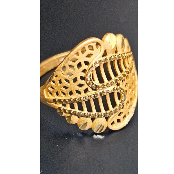 HolAura_22_Karat_Gold_Plated_Ring_For_Women