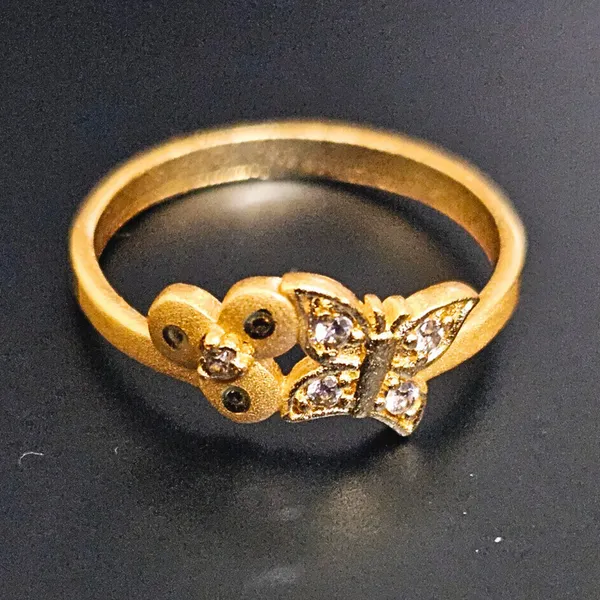 HolAura_22_Karat_Gold_Plated_Ring_For_Women