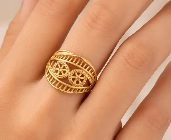 HolAura_22_Karat_Gold_Plated_Ring_For_Women
