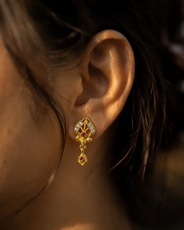 HolAura_22_Karat_Gold_Plated_Drop_Earrings_For_Women