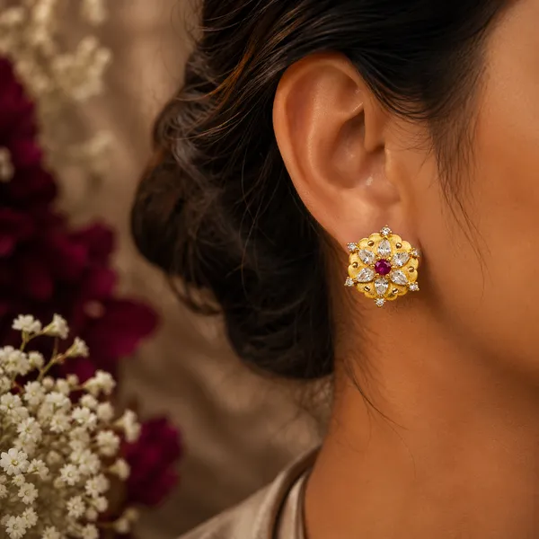 HolAura_22_Karat_Gold_Plated_Stud_Earrings_For_Women
