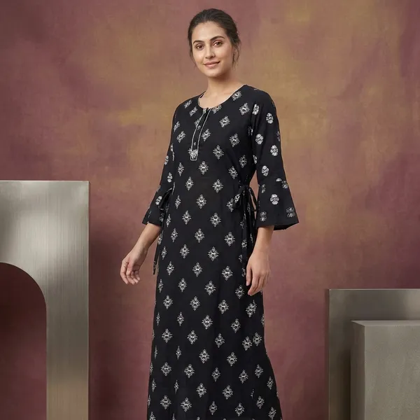 Black_Cotton_Night_Dress_For_Women