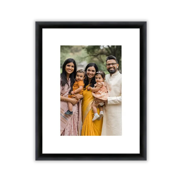 Wood_Minimalist_Black_Family_Portrait_Photo_Frame