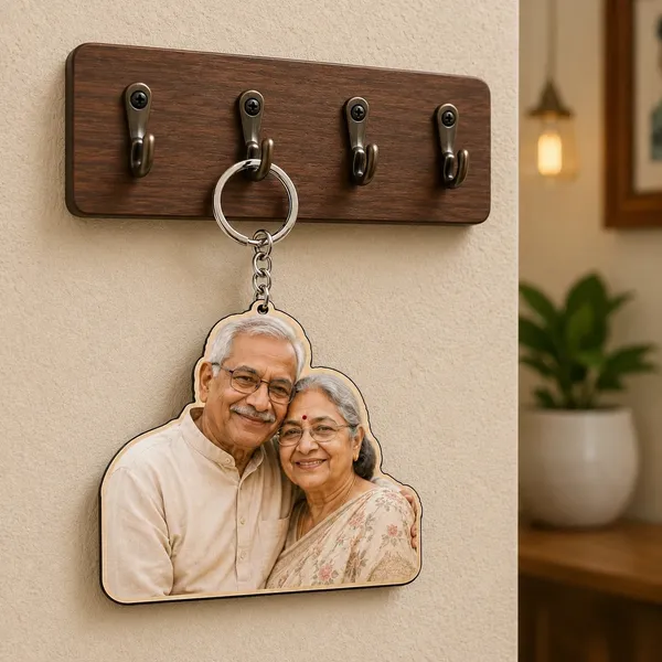 Acrylic_Rounded_Rectangular_Couple_Photo_Keychain