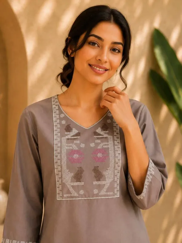 Embroidered_Short_Kurti_With_Palazzo_For_Women