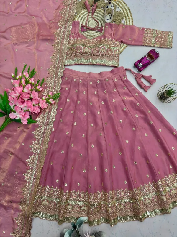 Sirio_Craft_Embroidered_Lehenga_Choli_Set_With_Net_Dupatta
