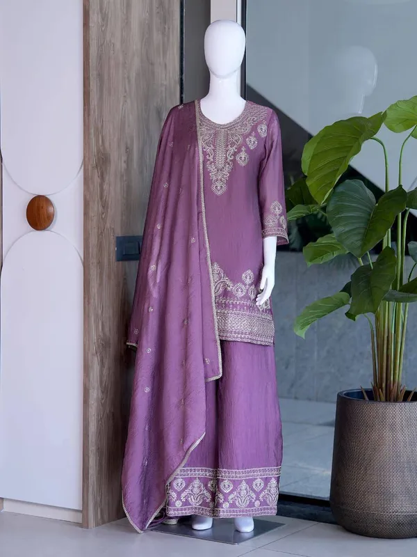 Desinger_Festival_Special_Collection_Rangoli_Crush_Beautiful_Embroidery_Work
