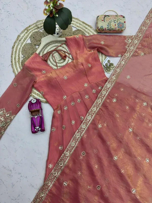 Sirio_Craft_Women_S_Embroidered_Anarkali_Suit_Set_With_Dupatta