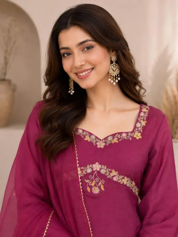 Sirio_Craft_Women_S_Off_White_Rani_Embroidered_Kurta_Palazzo_Set_With_Chiffon_Dupatta_Ethnic_Festive_Wear_Comfortable_Elegant