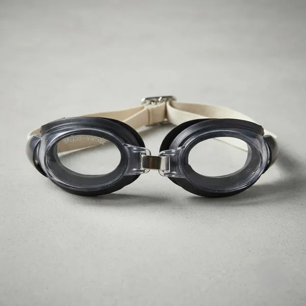 Black_Swimming_Goggles