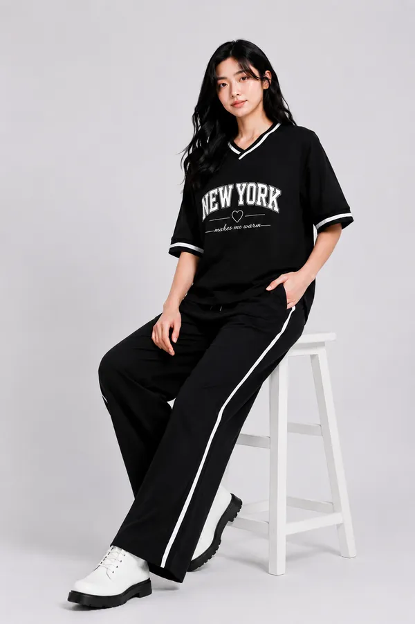 Black_Cotton_Printed_Relaxed_Fit_Night_Suit_For_Women
