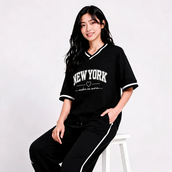 Black_Cotton_Printed_Relaxed_Fit_Night_Suit_For_Women