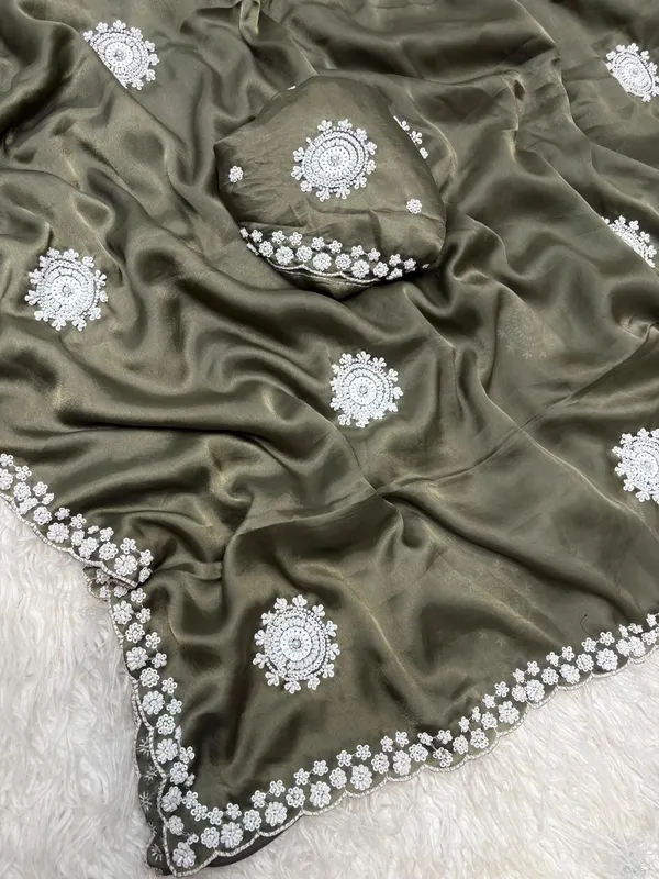 Green_Satin_Embroidered_Saree_Set_For_Women