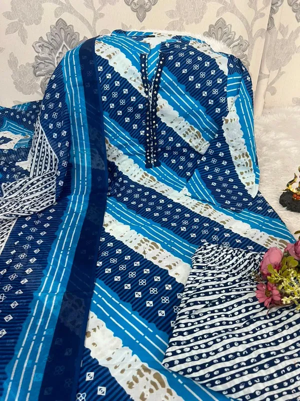 Blue_Printed_Womens_Ethnic_Suit_Set
