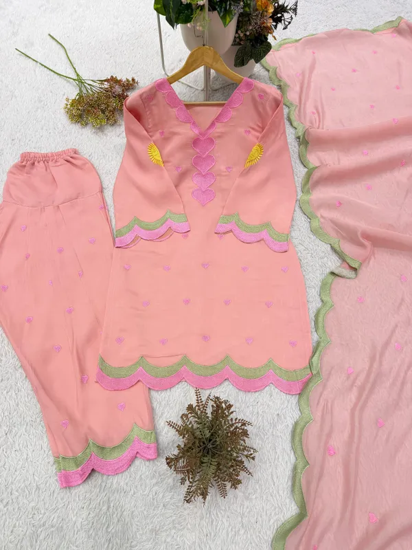 Peach_Pink_Heart_Print_Kurta_Pant_Set_with_Dupatta_for_Women